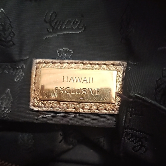 Gucci Hawaii Exclusive Handbag - Picture 6 of 11